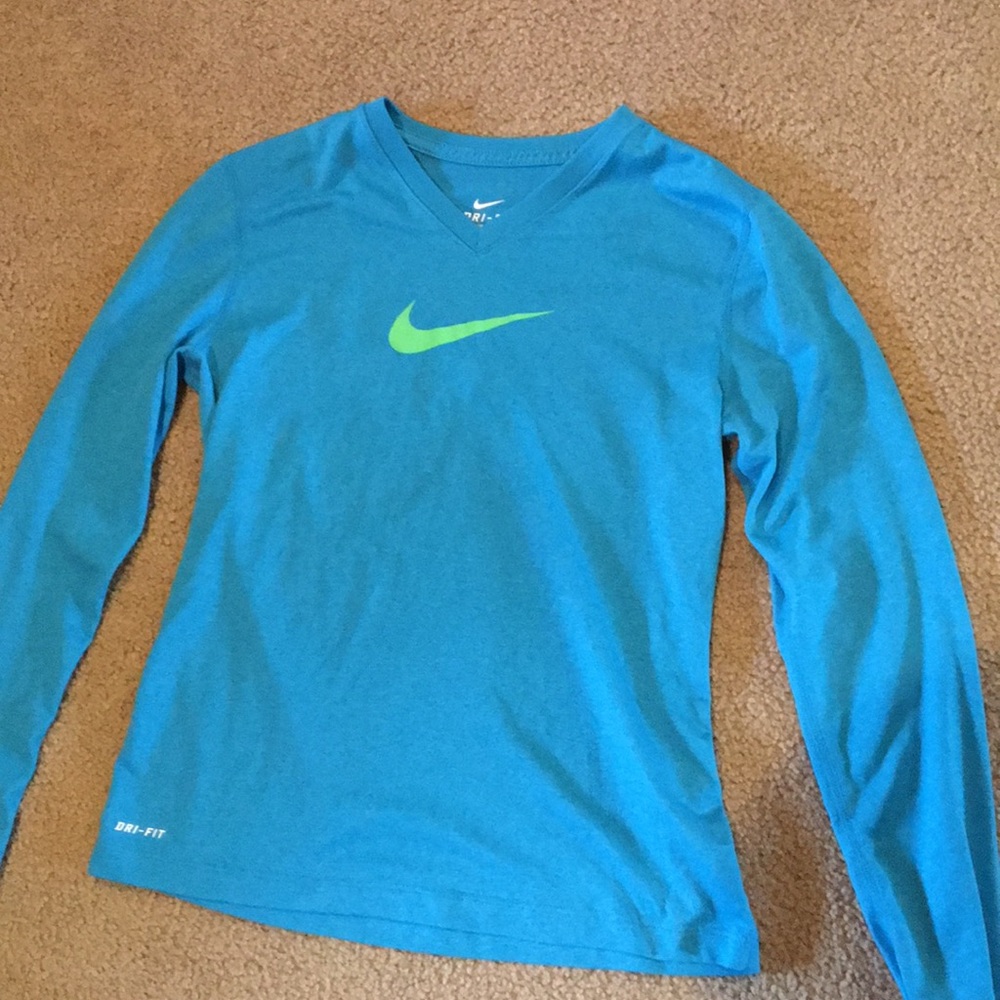 girls long sleeved shirt